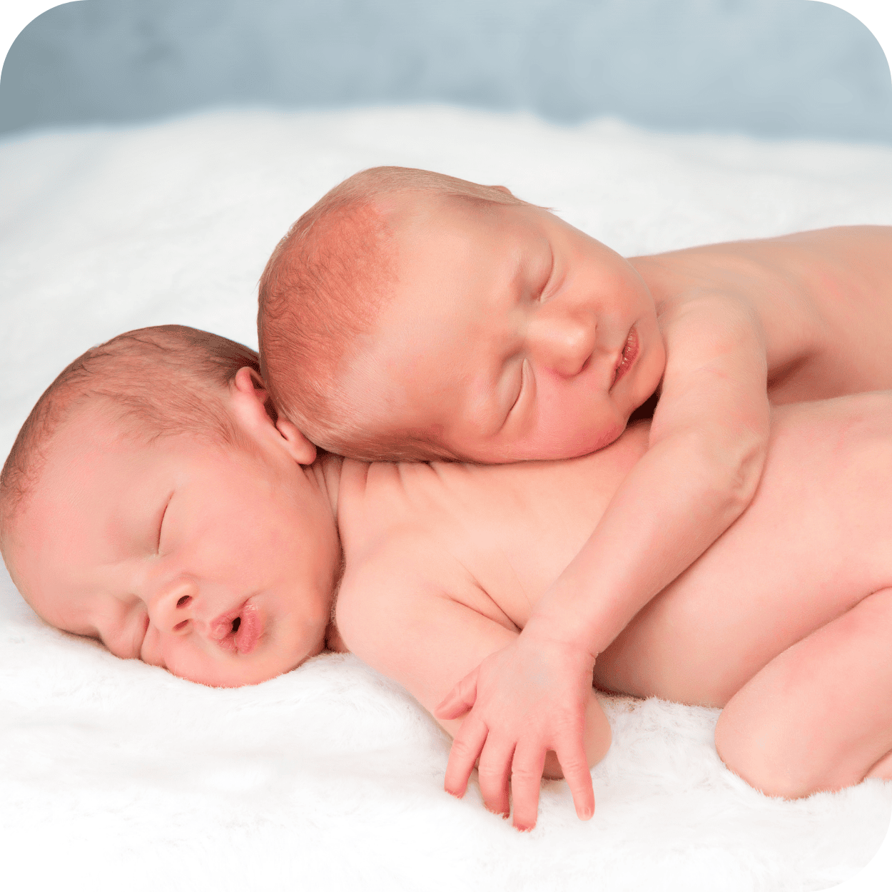 Packing Your Hospital Bag for Twins: What You Need (and What You Don’t)