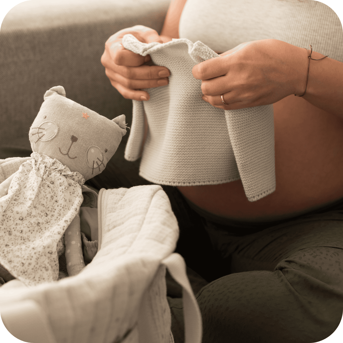 When to Pack Your Hospital Bag (And Why Sooner is Better Than You Think)**