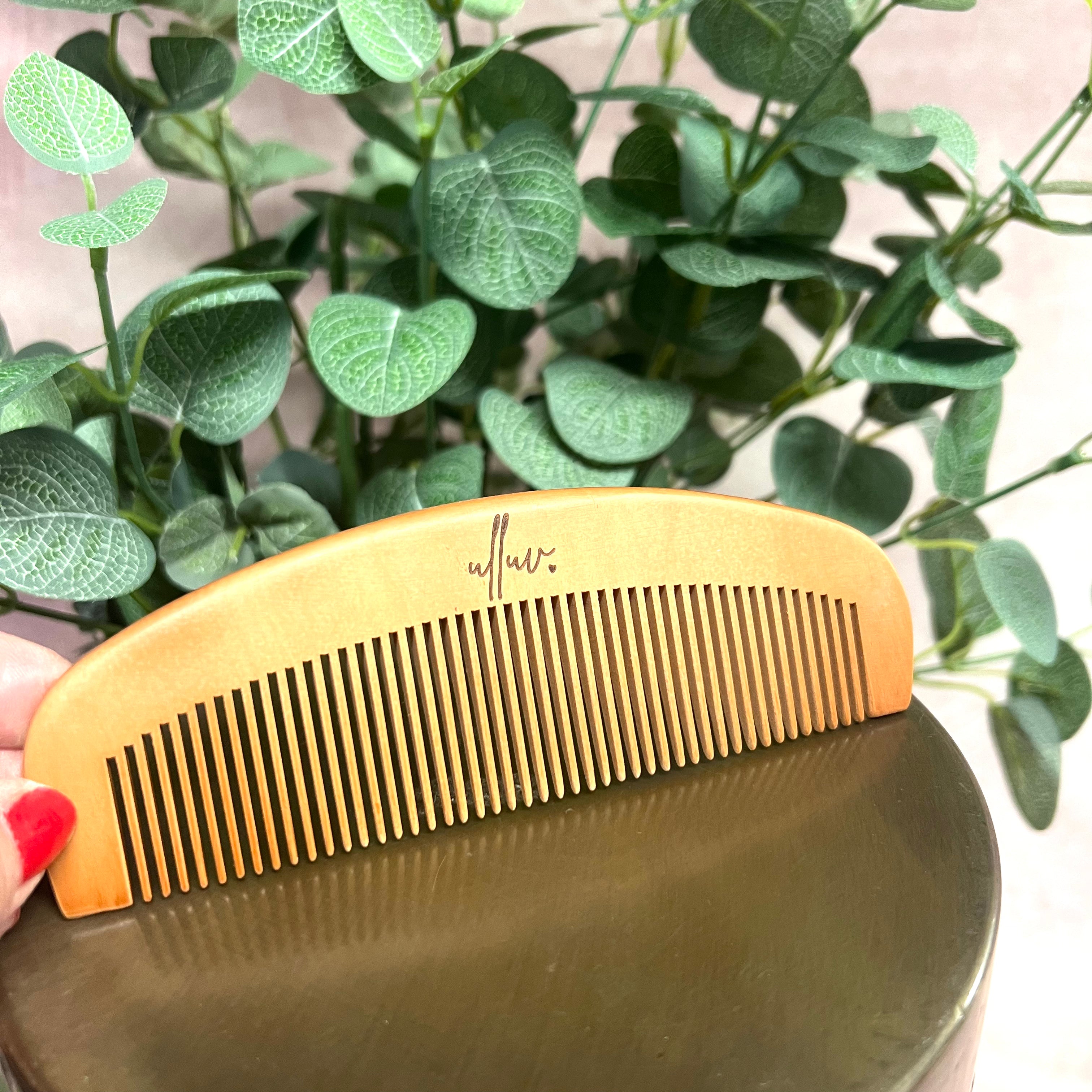 Ulluv Birthing Comb