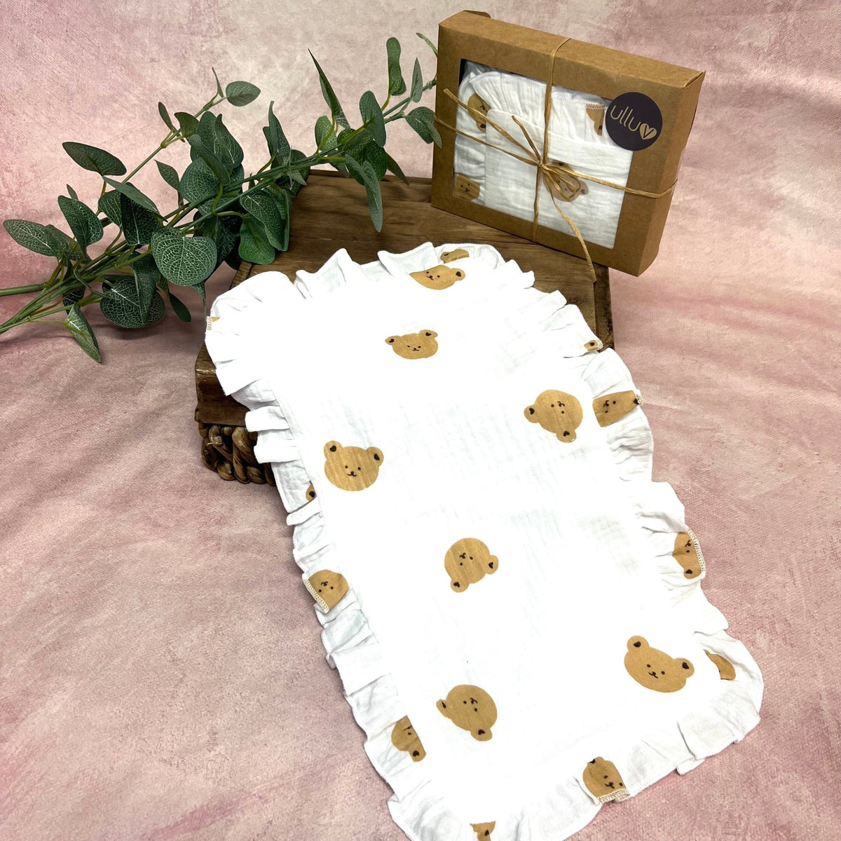 Ruffled Muslin Burp Cloths