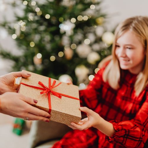 The Perfect Christmas Gift for Your Daughter or A Loved One: My First Period Box
