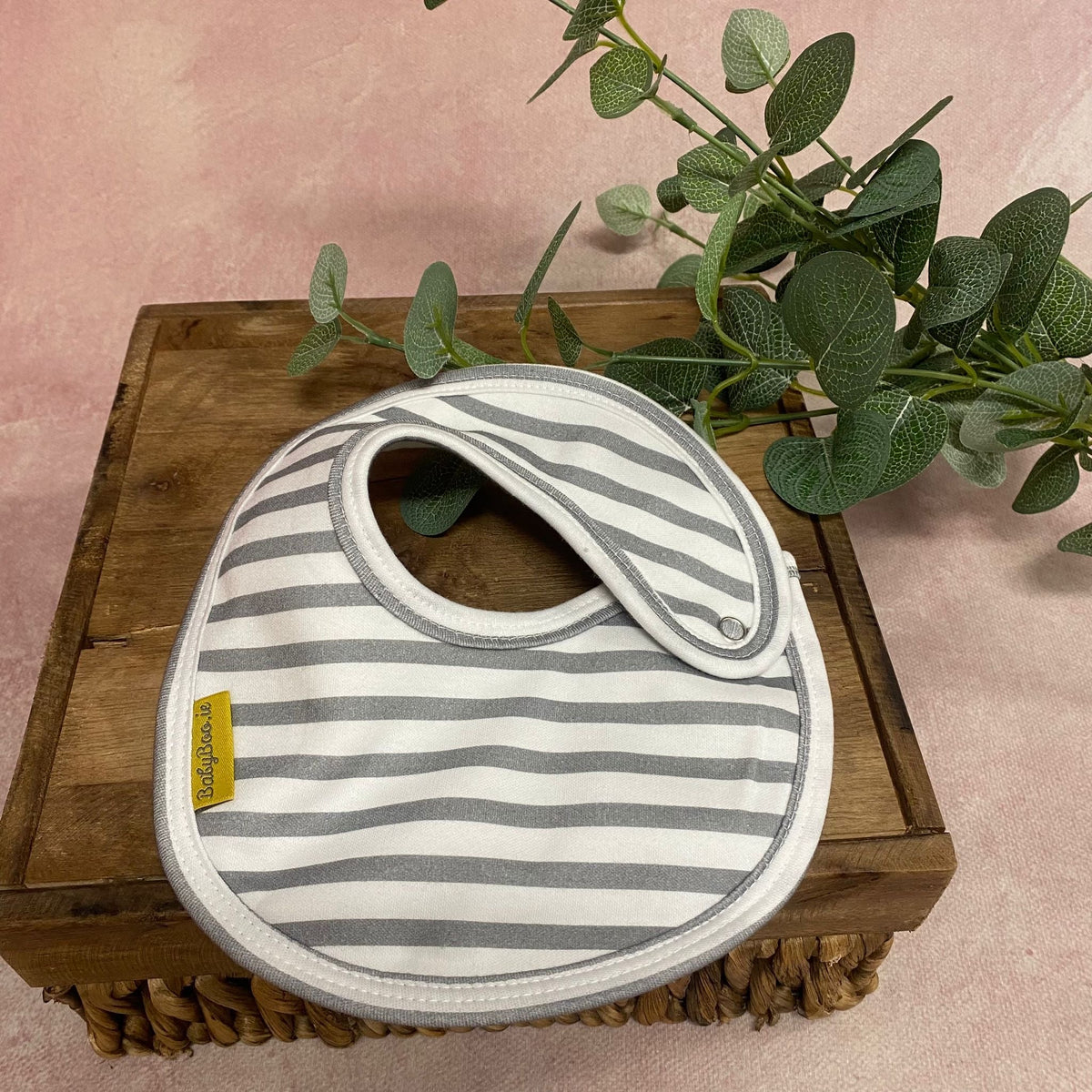 BabyBoo Organic Cotton Newborn Bib ☘️