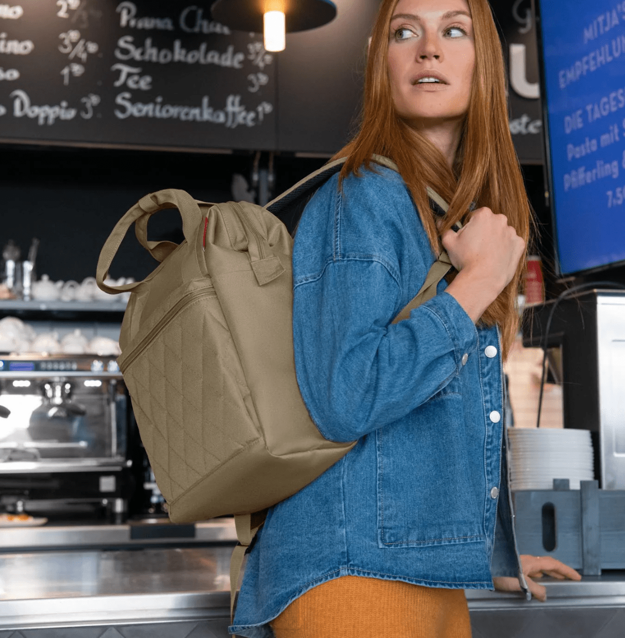 Classic Medium Backpack - Olive Quilted