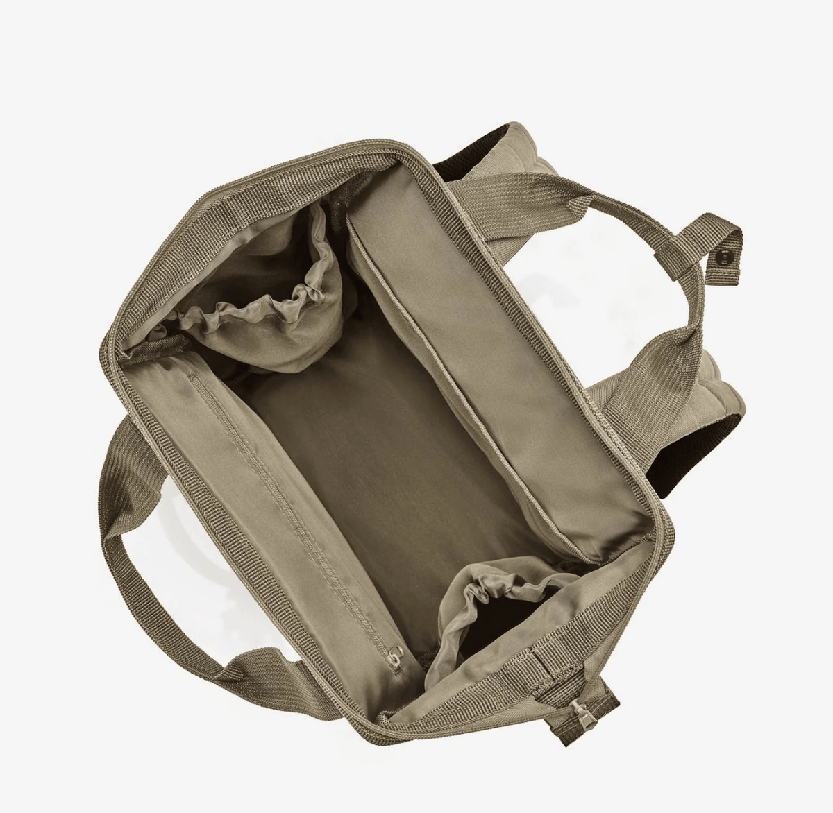 Classic Medium Backpack - Olive Quilted