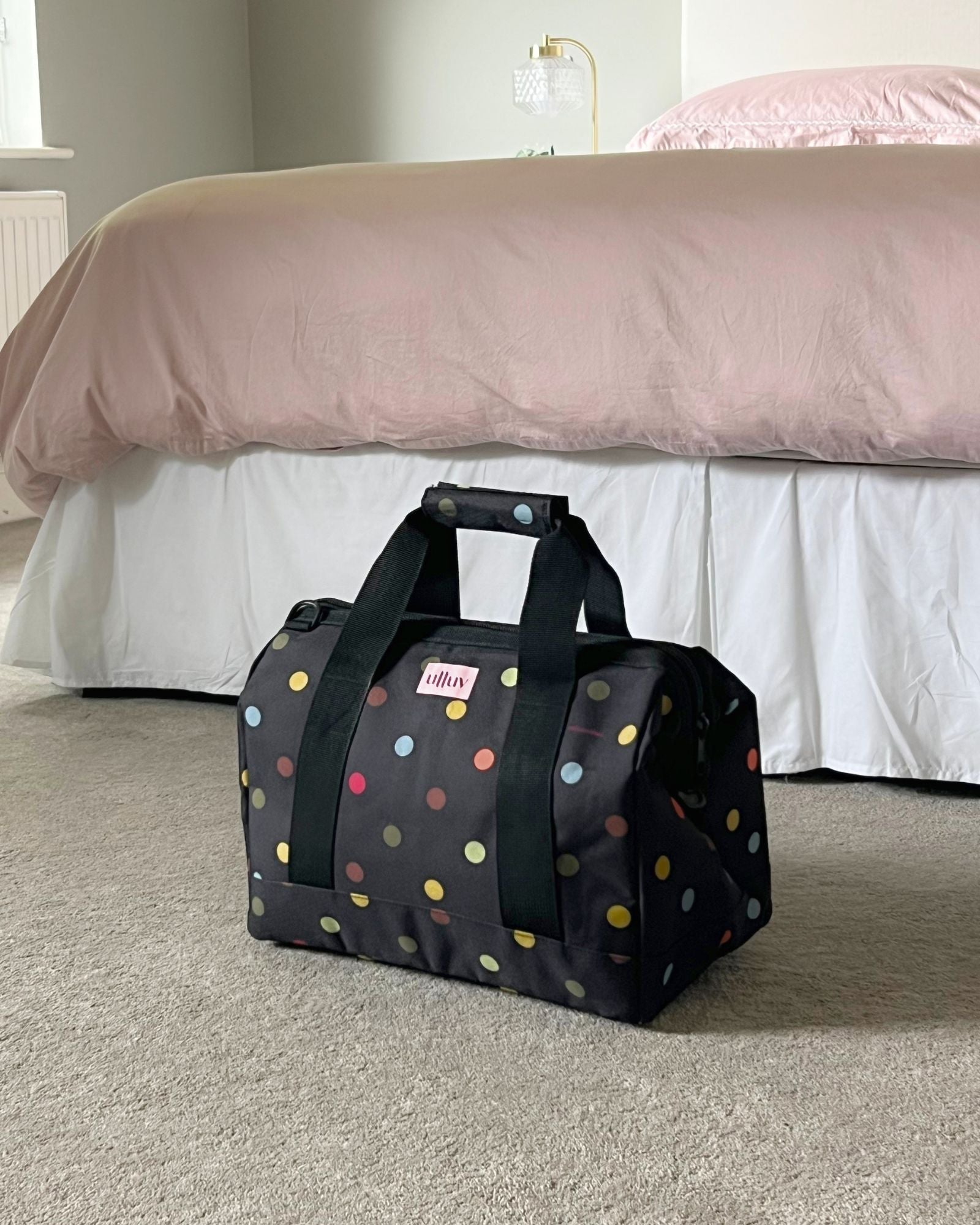 Classic Medium Holdall