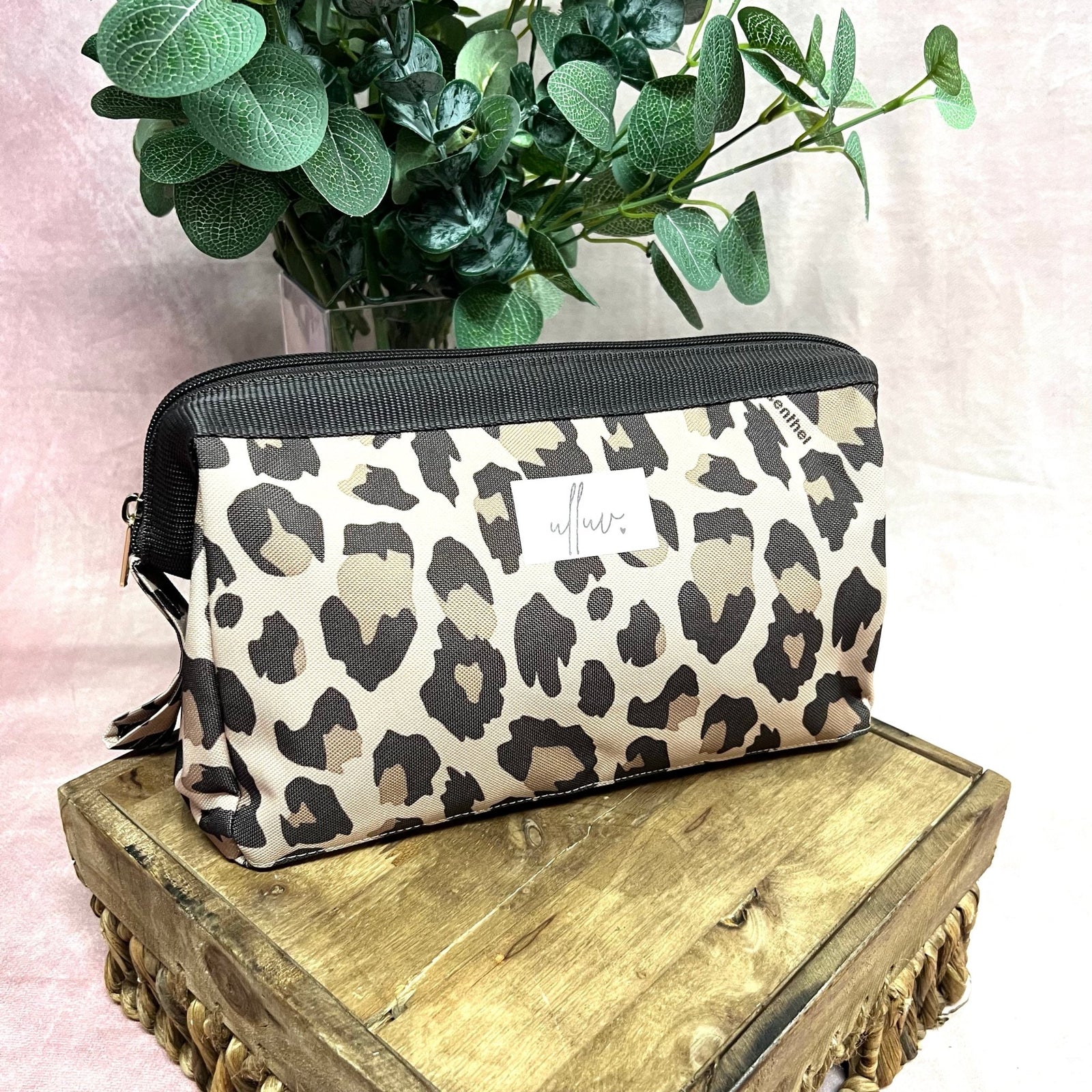 Classic Toiletry Bag - Brown Leopard