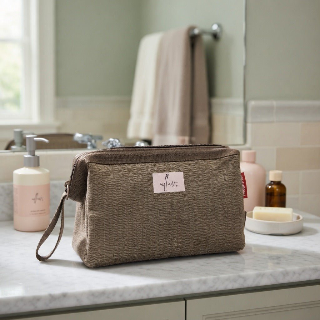 Classic Toiletry Bag - Mocha