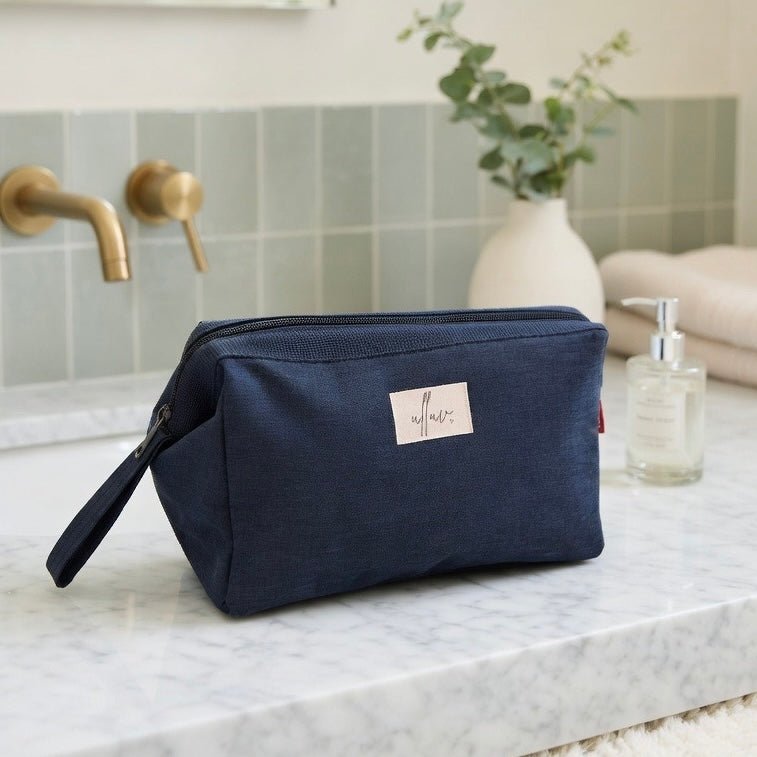 Classic Toiletry Bag - Navy