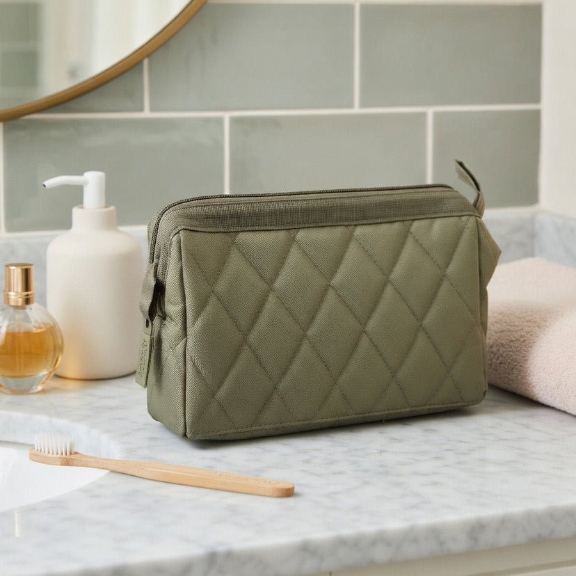 Classic Toiletry Bag - Quilted Olive