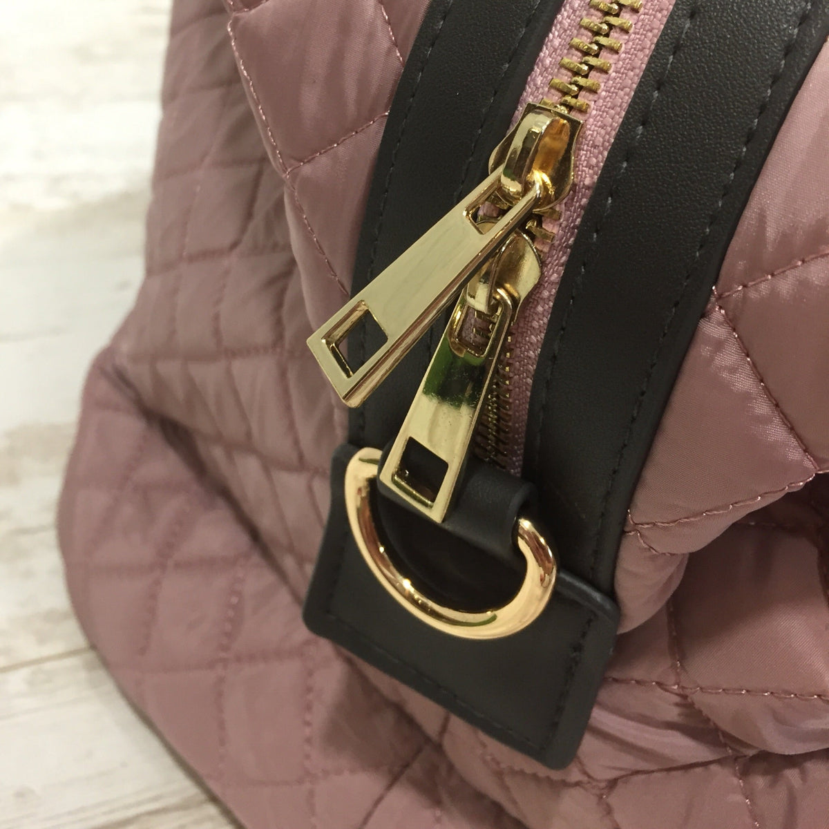 Signature Medium Holdall - Dusky Pink