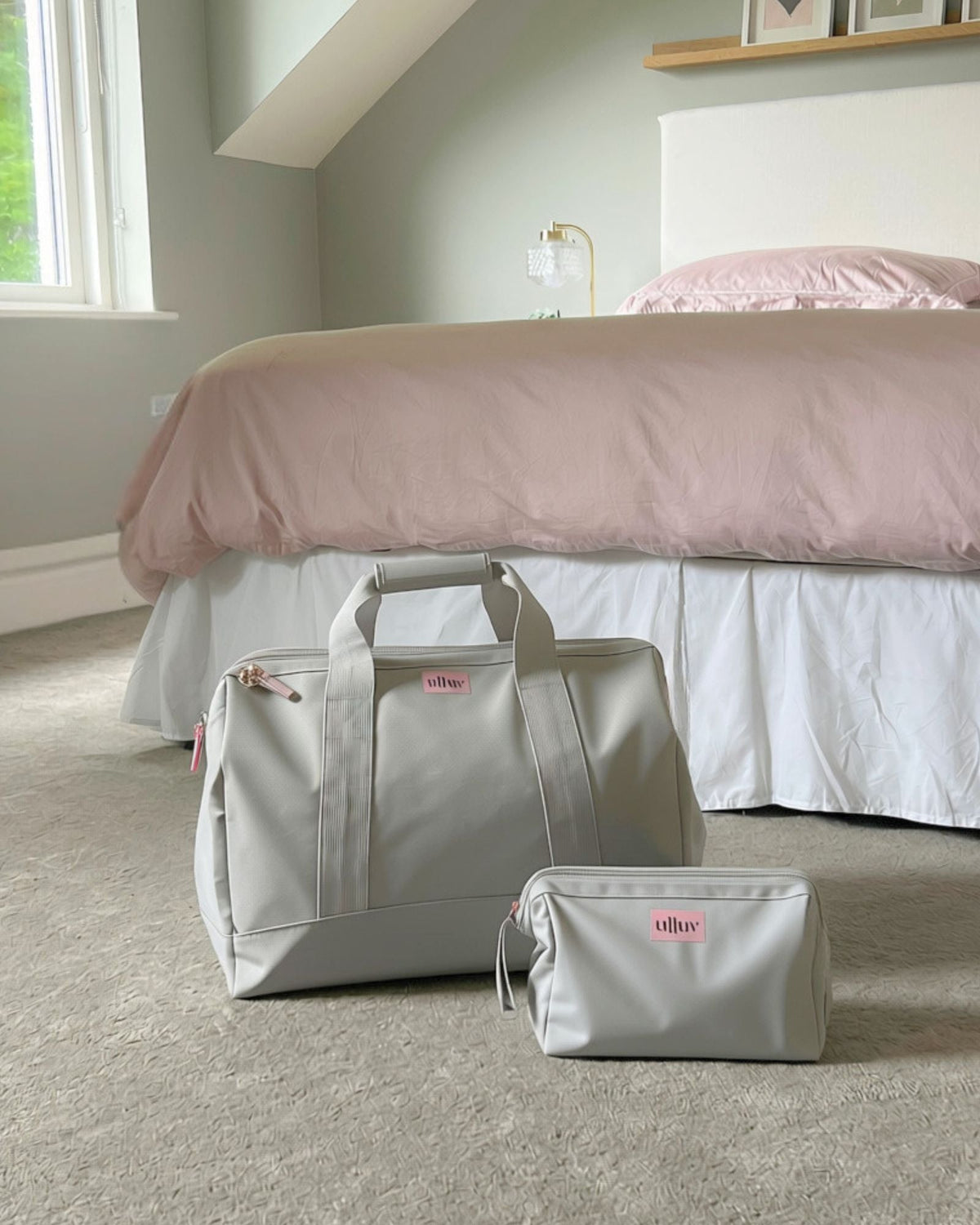 The Compact Bag Set