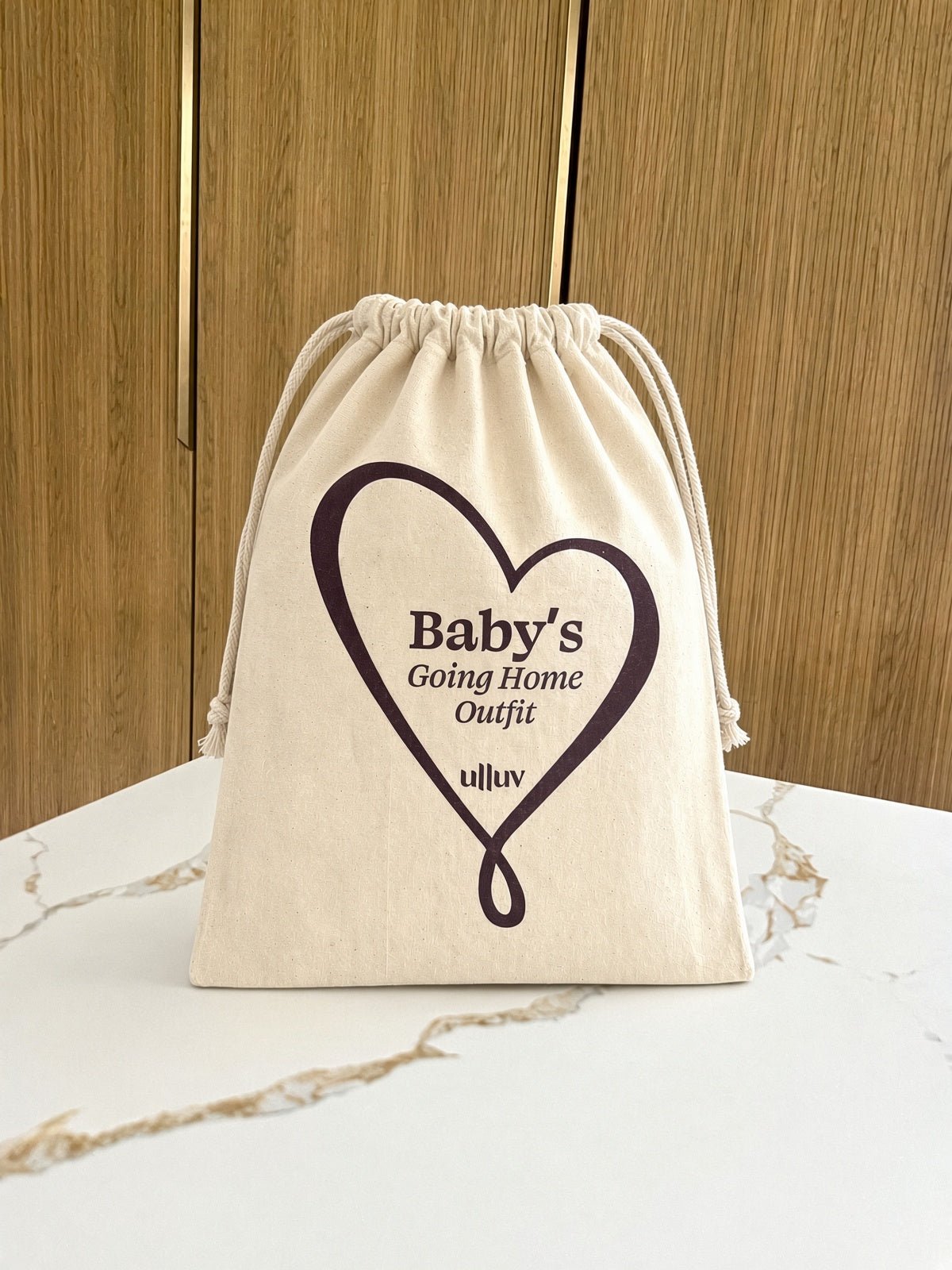 Ulluv Baby's Going Home Outfit Pouch