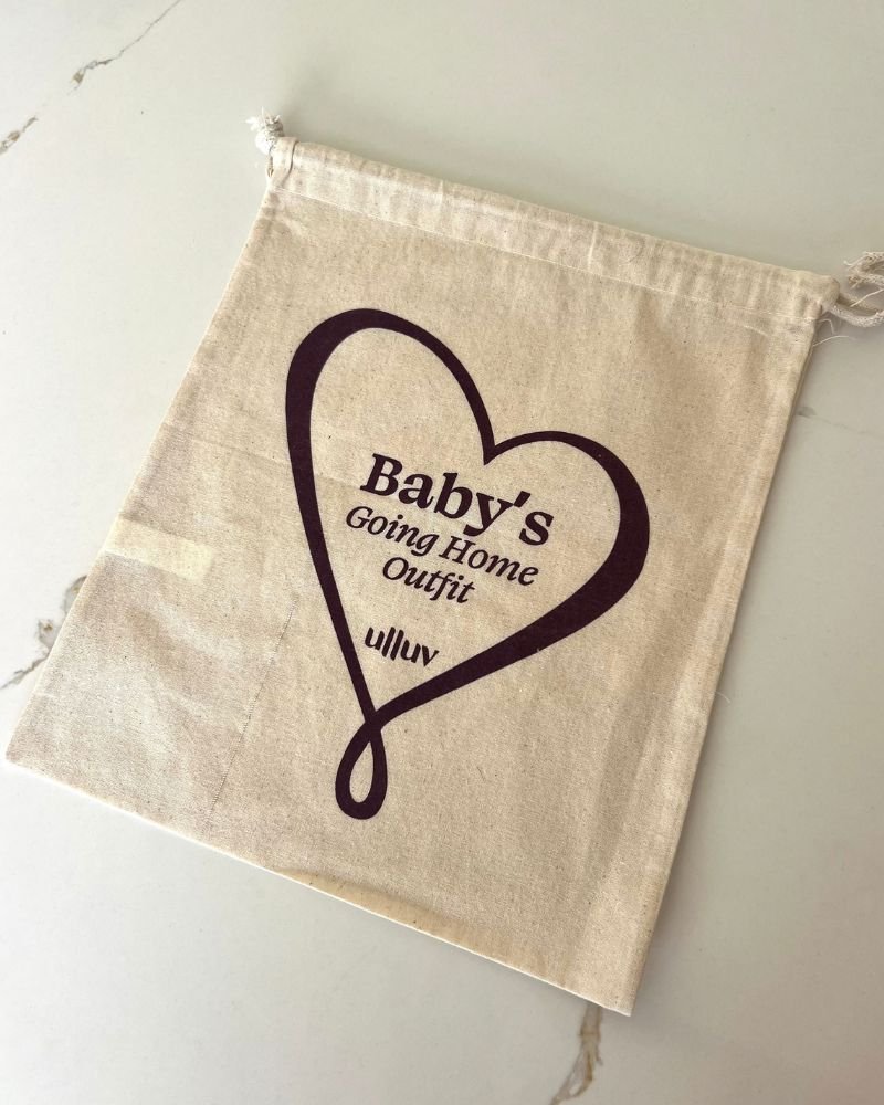Ulluv Baby's Going Home Outfit Pouch