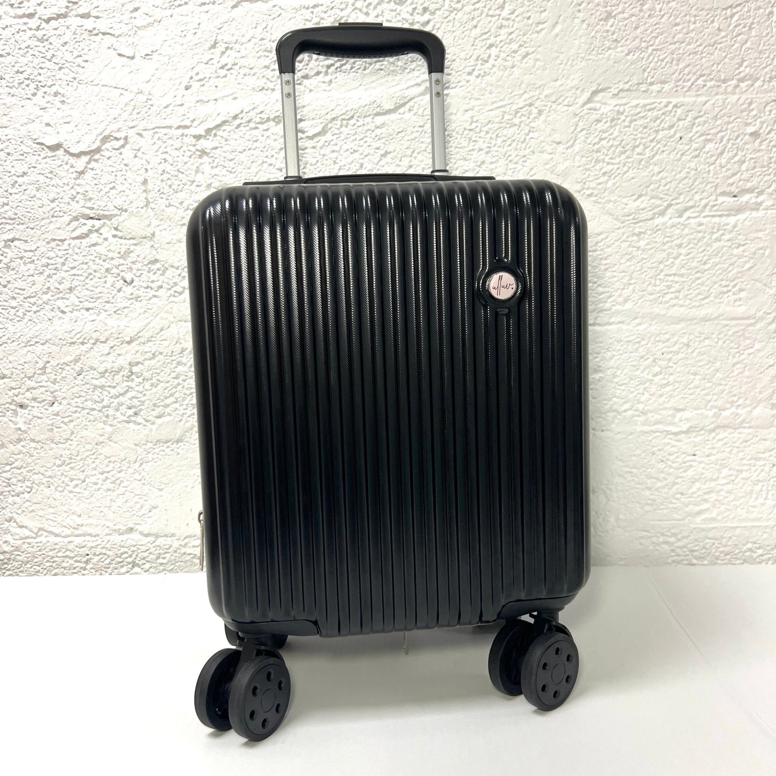 Ulluv Underseat Wheelie Case