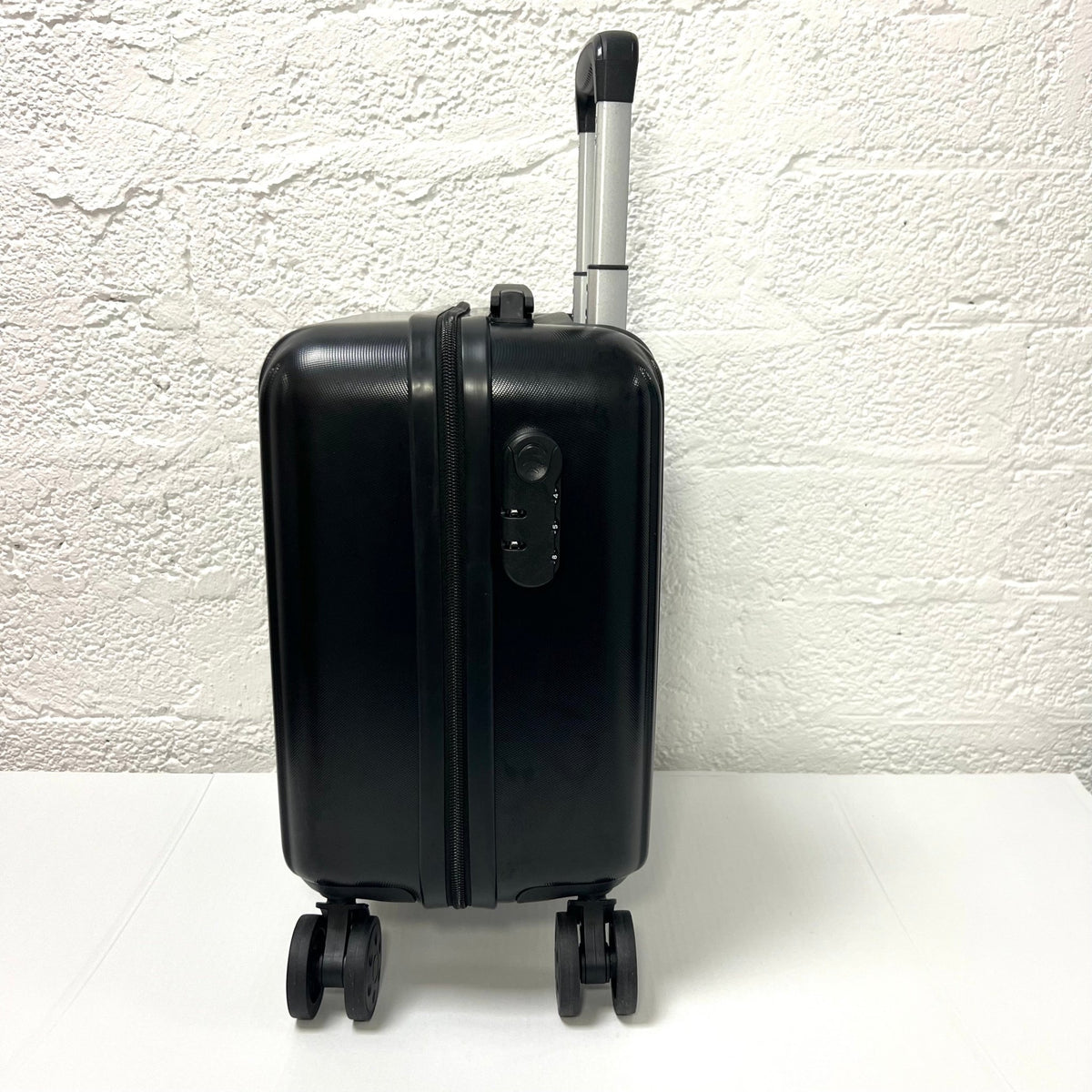 Ryanair Underseat Wheelie Case