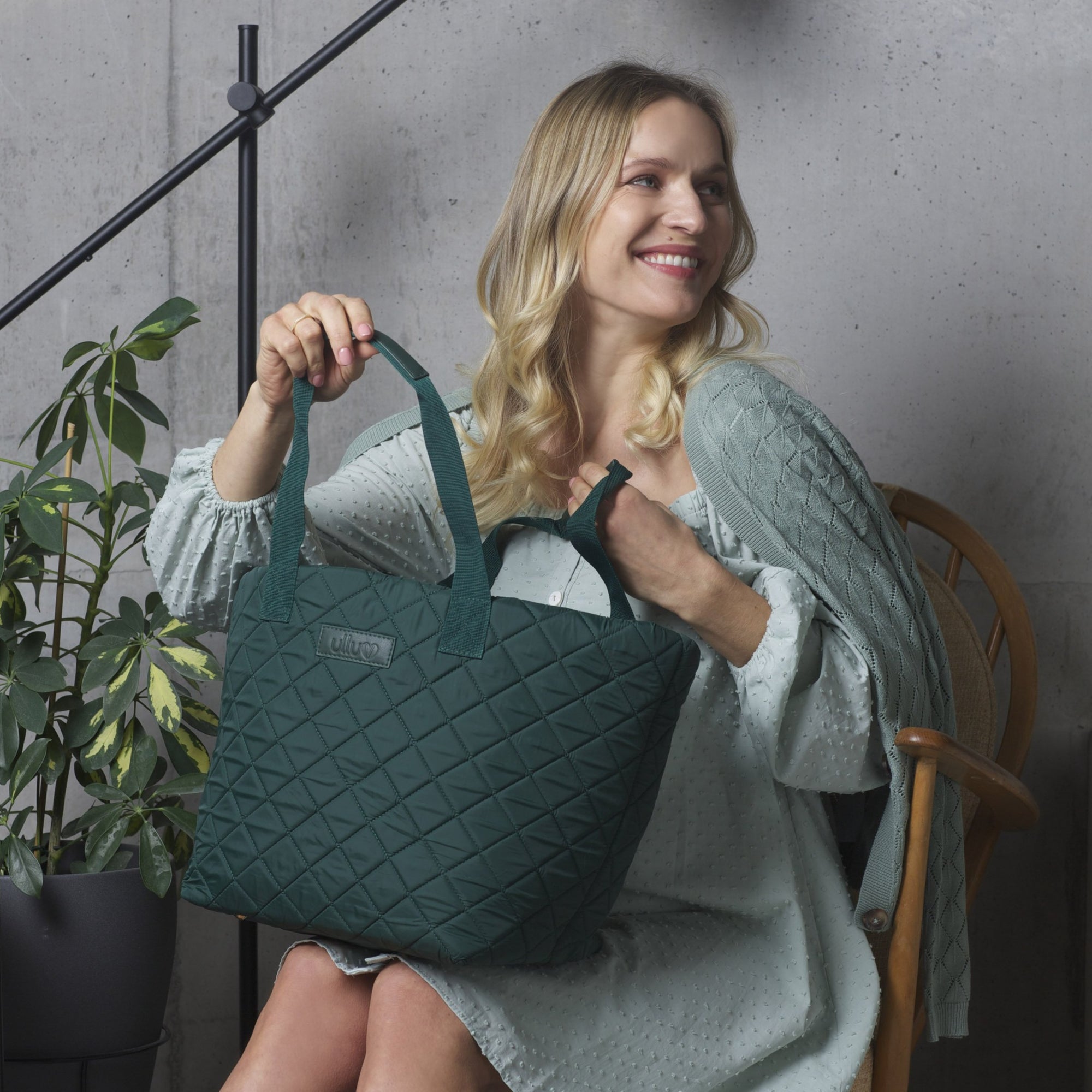 Signature Quilted Tote - Racing Green
