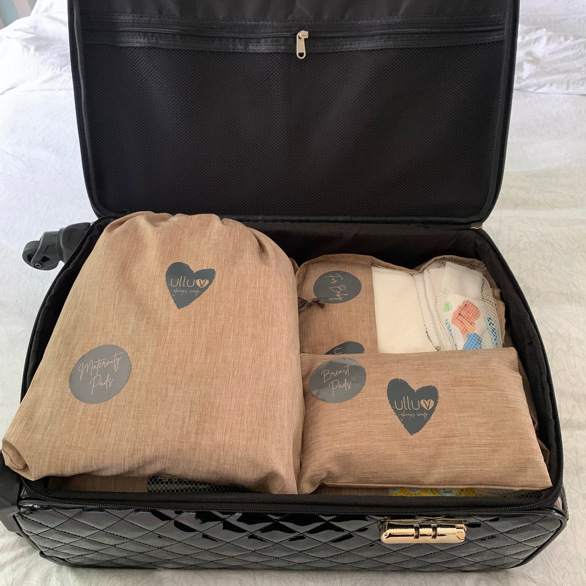 Signature Wheelie Case Set - Midnight Black ☘️