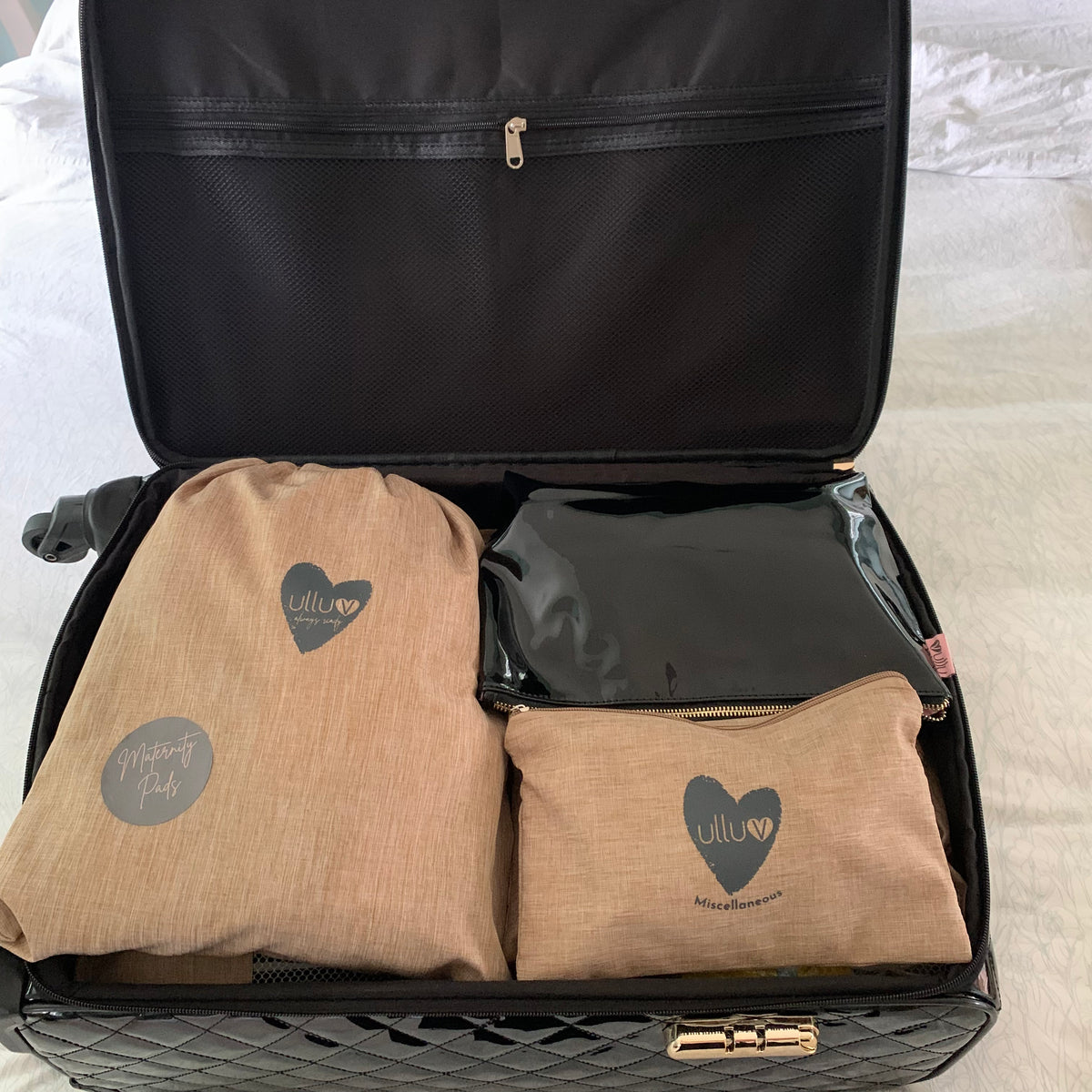 Signature Wheelie Case Set - Midnight Black ☘️