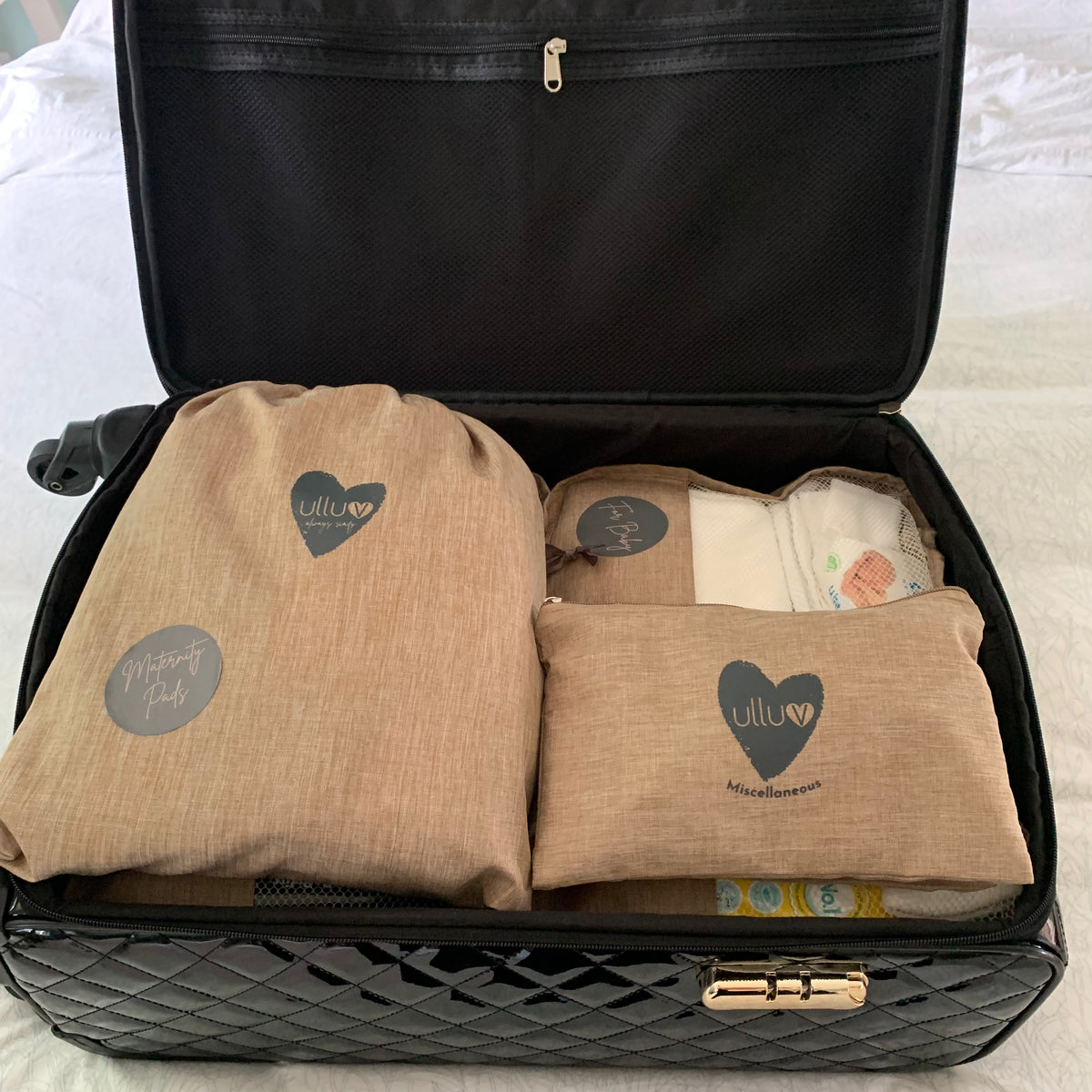 Signature Wheelie Case Set - Midnight Black ☘️