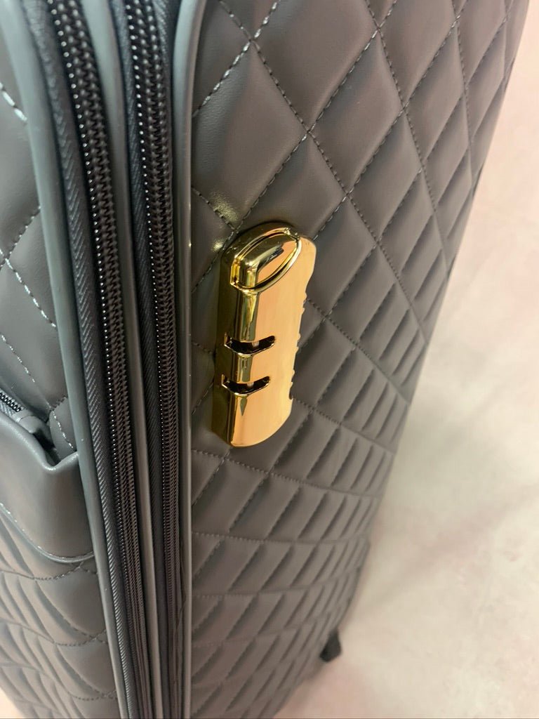 Signature Wheelie Case Set - Dark Grey ☘️